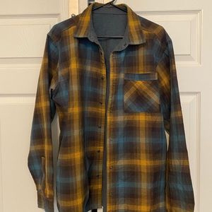 Men’s reversible button down shirt
